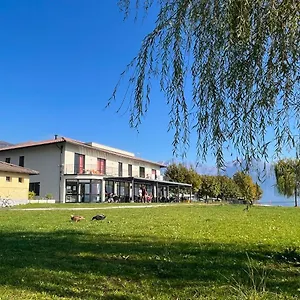 Hostel Lodge&hostel, Domaso